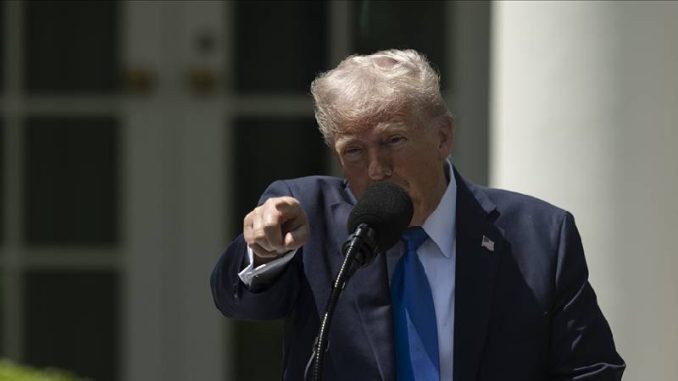 abd-baskani-trump-alabama-universitesinin-mezuniyet-merasiminde-konustu-amerikayi-cok-suratli-bir-halde-tekrar-zIng3juS.jpg
