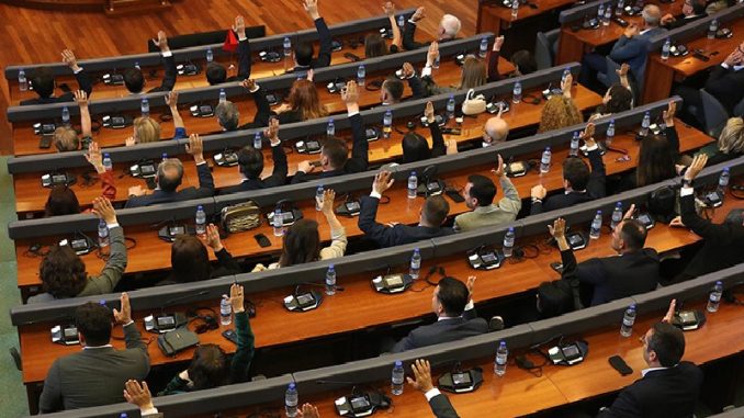 kosovada-siyasi-krizi-asmak-icin-liderlerin-yaptigi-gorusmeden-sonuc-cikmadi-pQiMy5UV.jpg